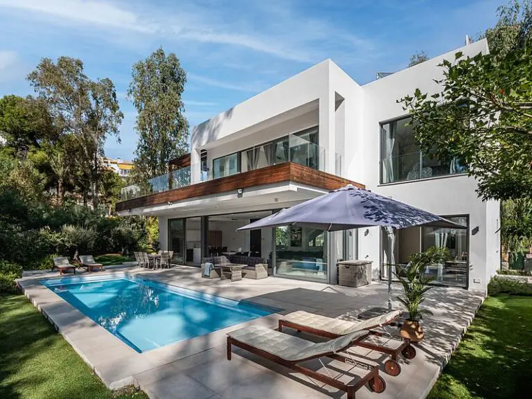 Modern-Villa-Atalaya-Guadalmina-For-Sale