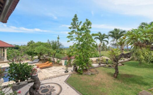 Balinese Style Villa For Sale Close To Singaraja