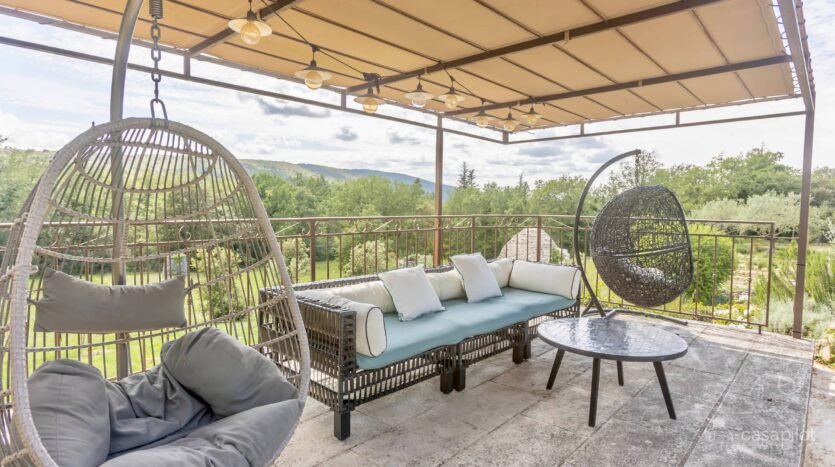Luxury Holiday Home with Private Pool in Bonnieux, Provence