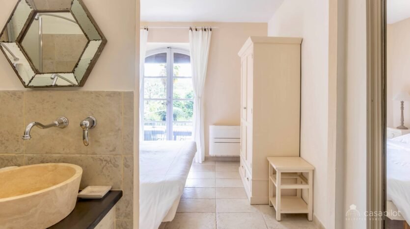 Luxury Holiday Home with Private Pool in Bonnieux, Provence