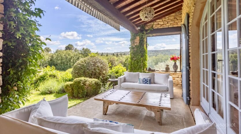 Luxury Holiday Home with Private Pool in Bonnieux, Provence
