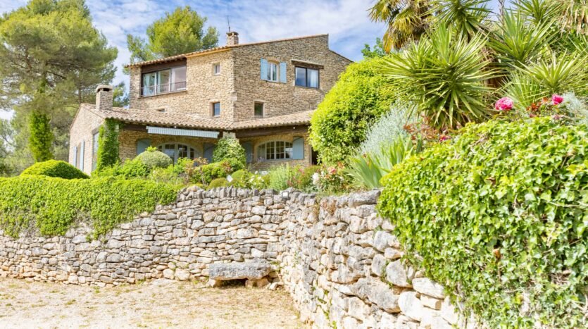 Luxury Holiday Home with Private Pool in Bonnieux, Provence