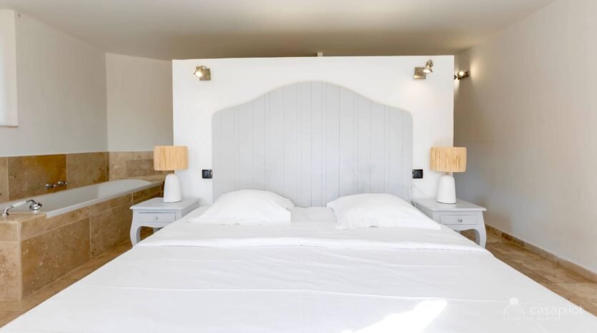 Luxury Holiday Home with Private Pool in Bonnieux, Provence