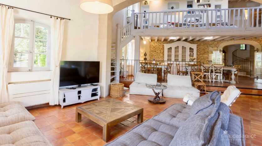 Luxury Holiday Home with Private Pool in Bonnieux, Provence