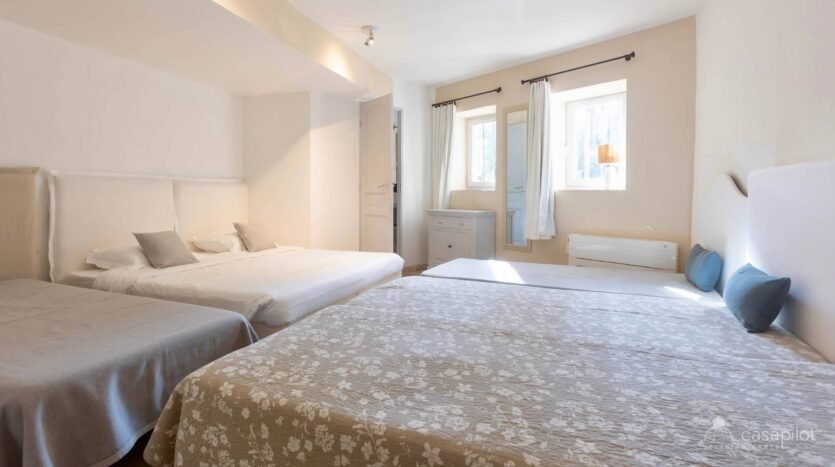 Luxury Holiday Home with Private Pool in Bonnieux, Provence