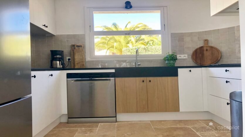 Sea View Villa with Private Pool in Sainte Maxime