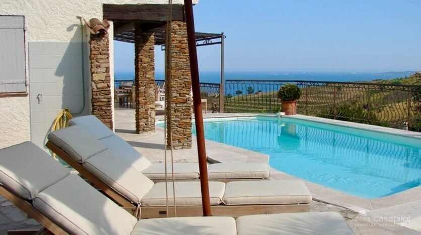 Sea View Villa with Private Pool in Sainte Maxime