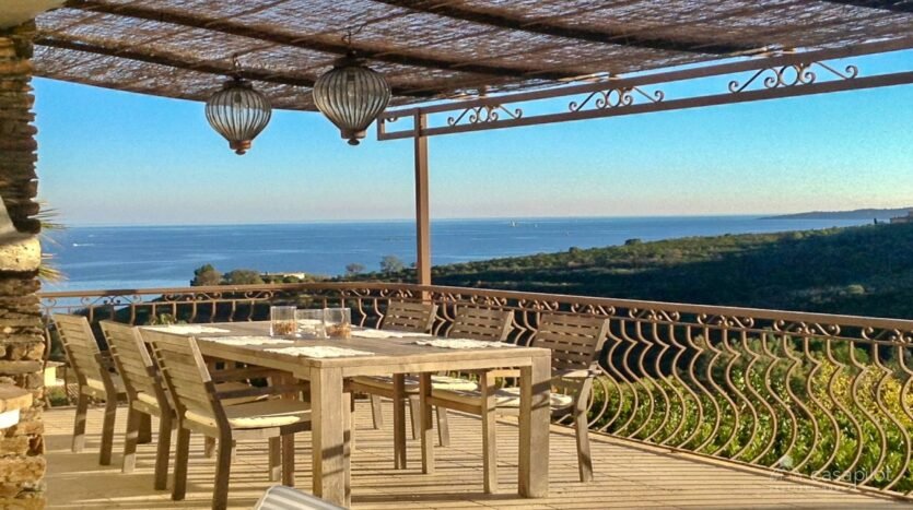 Sea View Villa with Private Pool in Sainte Maxime