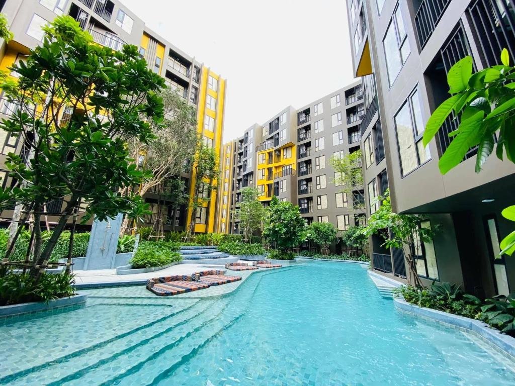THE BASE Central Phuket