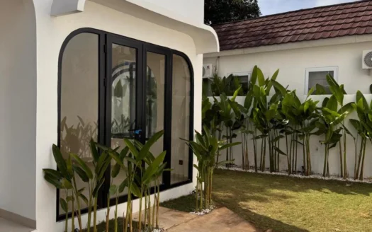 Complexe d&rsquo;appartements 7-Business en bord de mer à vendre – Melasti, Uluwatu