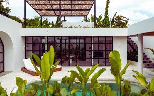 Contemporary 2-Bedroom Villa with Rooftop Terrace – Ubud, Bali