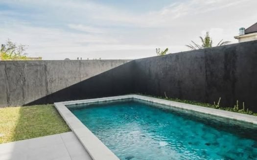 Spacious 5-Bedroom Villa with Gym in Canggu For Sale