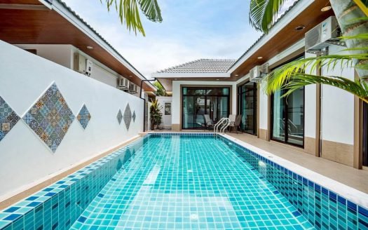 3-Bedroom Pool Villa for Sale in Hin Lek Fai, Hua Hin