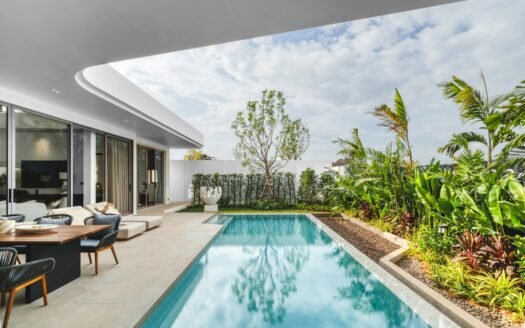 Elegant 3 & 4 Bedroom Luxury Villas for Sale in Central Phuket