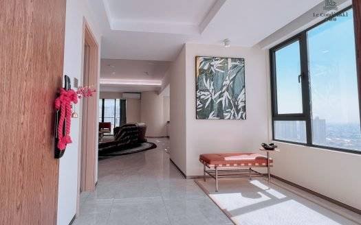 Luxury 3-Bedroom Condo for Sale at Le Condรฉ BKK1, Phnom Penh