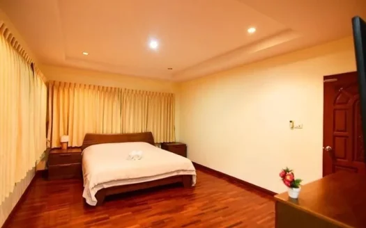 Luxury 4-Bedroom Pool Villa for Sale at Hua Hin Grand Hills