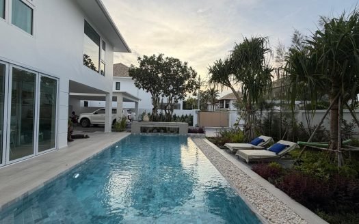 Luxury 4-Bedroom Pool Villa for Sale in Hua Hin