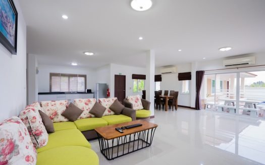 Modern 3-Bedroom Pool Villa for Sale in Hua Hin Soi 70
