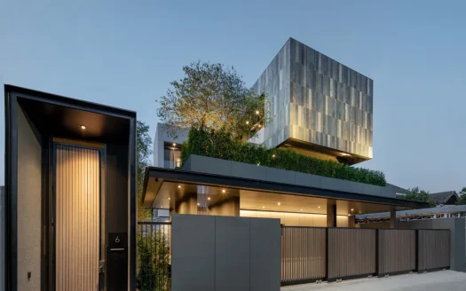Modern 4-Bedroom Luxury House for Sale – Lat Phrao, Bangkok