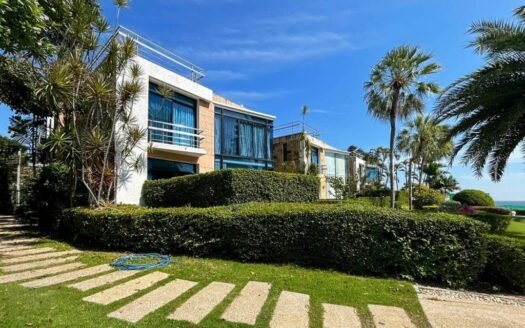 Beachfront 2 Storey 3 Bedroom House in HuaHin