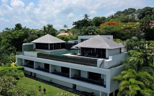 Luxury Beachfront Villa with Infinity Pool for Rent — Kata Noi, Phuket