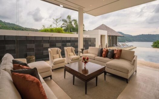 Luxury Beachfront Villa with Infinity Pool for Rent — Kata Noi, Phuket