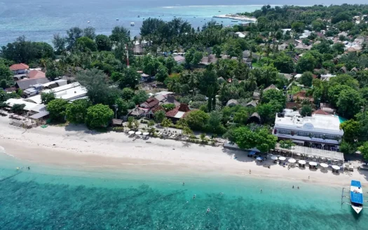 1-Hectare Beachfront Freehold Land for Sale in Gili Air
