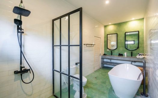 5BR Villa for Sale in Canggu | 625 sqm Large Land & Rice Field Views