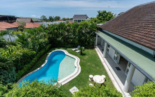 5BR Villa for Sale in Canggu | 625 sqm Large Land & Rice Field Views