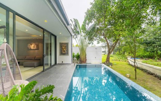 Luxury 3-Bedroom Golf & Pool Villa – The Point Villas