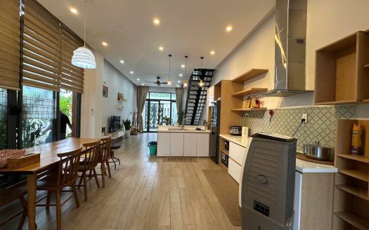 Luxury 4-Bedroom Pool Villa for Rent – Mai Chi Tho Street