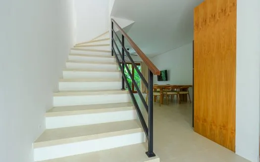 Maisons de ville modernes 2BR à vendre en bord de mer à Sanur