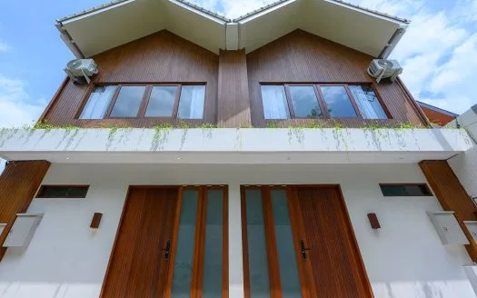 Maisons de ville modernes 2BR à vendre en bord de mer à Sanur