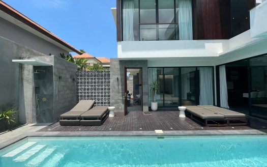 Modern 3-Bedroom Family Villa for Sale in Umalas, Bali