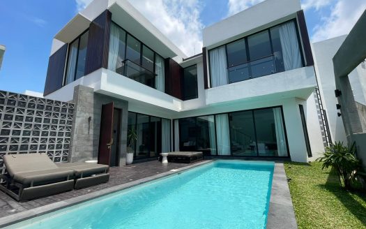 Modern 3-Bedroom Family Villa for Sale in Umalas, Bali