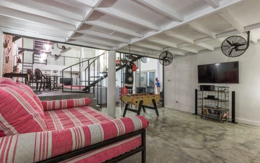 Modern 3-Bedroom Loft-Style Villa for Yearly Rent in Seminyak