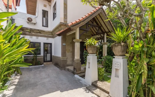 Premium 3-Bedroom Family Residence for Yearly Rent in Umalas