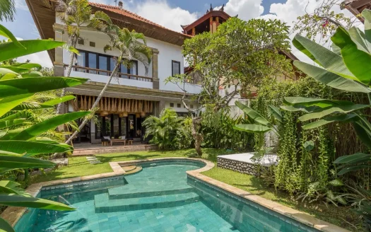 Traditional 3-Bedroom Balinese Villa for Sale in Umalas, Bali