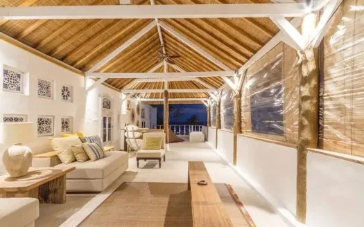 Tropical Beachfront Leasehold Villa in Gili Meno