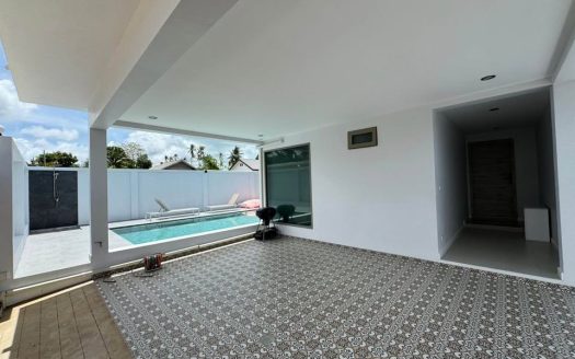 Brand-New 3-Bedroom Pool Villa for Rent in Rawai, Phuket