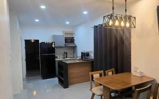 Maison de ville moderne 2 chambres à louer à Cherngtalay, Phuket