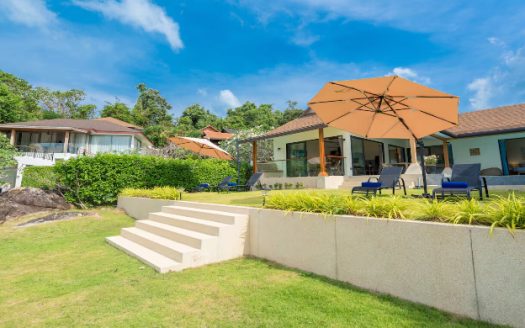 2-Bedroom Beachfront Pool Villa For Sale in Ban Makham, Koh Samui