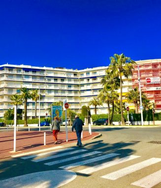 Cannes-Apartment-Sea-View-for-Sale
