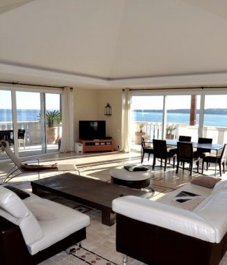 Cannes-Luxury-Beachfront-Home-For-Sale