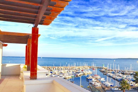 Cannes-Luxury-Beachfront-Villa-For-Sale