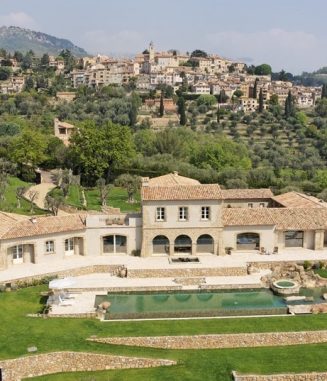 Chateauneuf Provence Bastide for sale