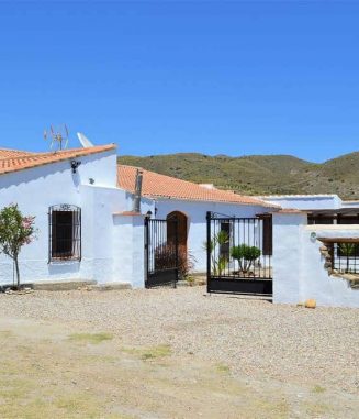 Cortijo-Countryside-Property-For-Sale-in-Lubrin-Almeria