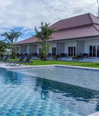 External view Hua Hin Town Houses For sale