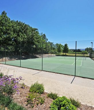 Gordes-Provence-House-Tennis-Court