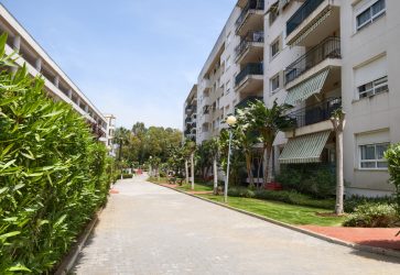 Guadalmina-Alta-Middle-Floor-Apartment-For-Sale